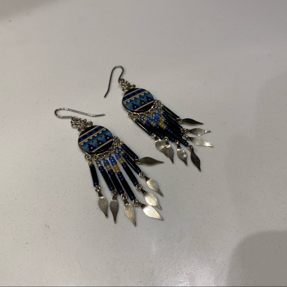Dangle earrings